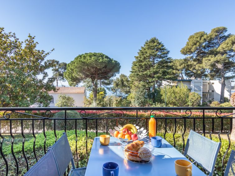 Aan zee: Charmant appartement Beau Rivage in Carqueiranne in Carqueiranne