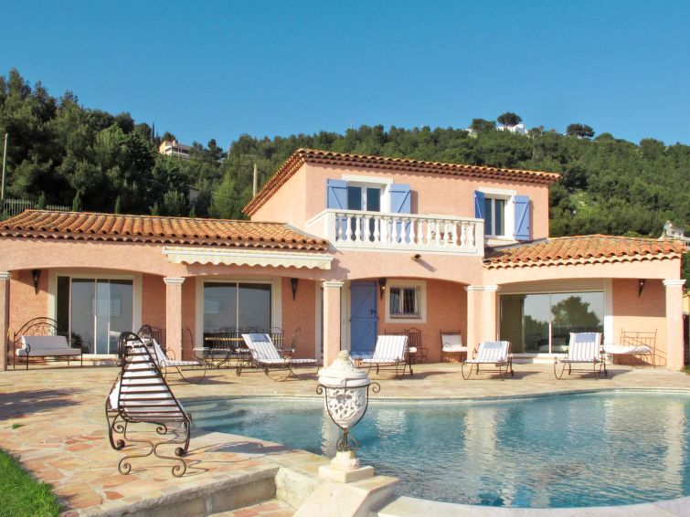 10-persoons vakantiehuis Rose in Carqueiranne met privézwembad en zeezicht in Carqueiranne