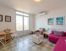 Chantelyre: Zonnig appartement nabij zee en golf in Carqueiranne - thumbnail 4