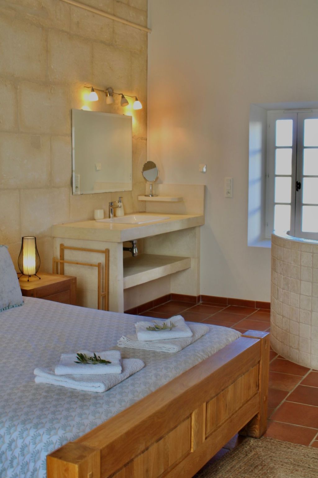 Alpilles-Image-tags.info