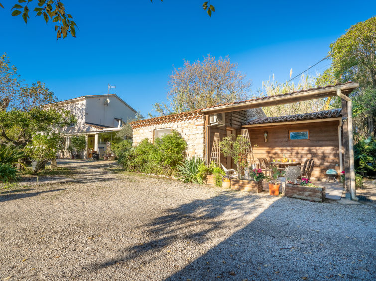 Search and Stay destination Hyères, Provence-Alpes-Côte d'Azur - France from AU$ 113. Magali