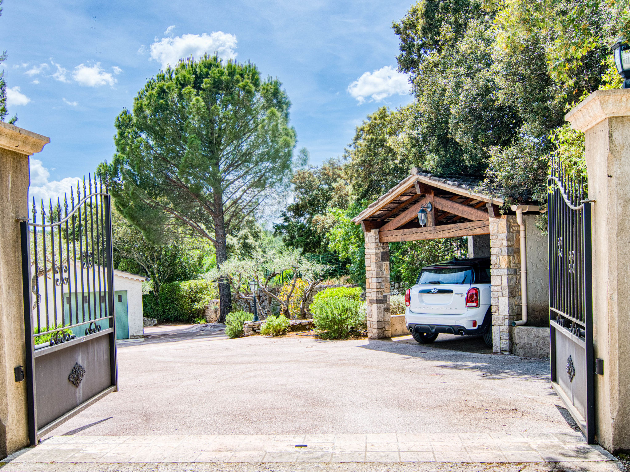 Le Clos des Oliviers-Buiten