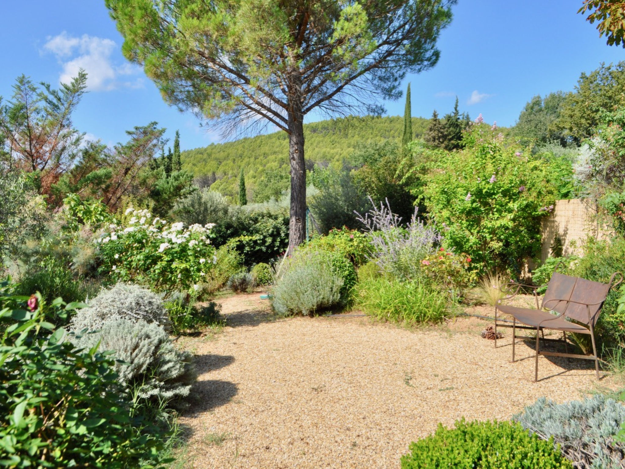 ARTS & FLORES - Buiten