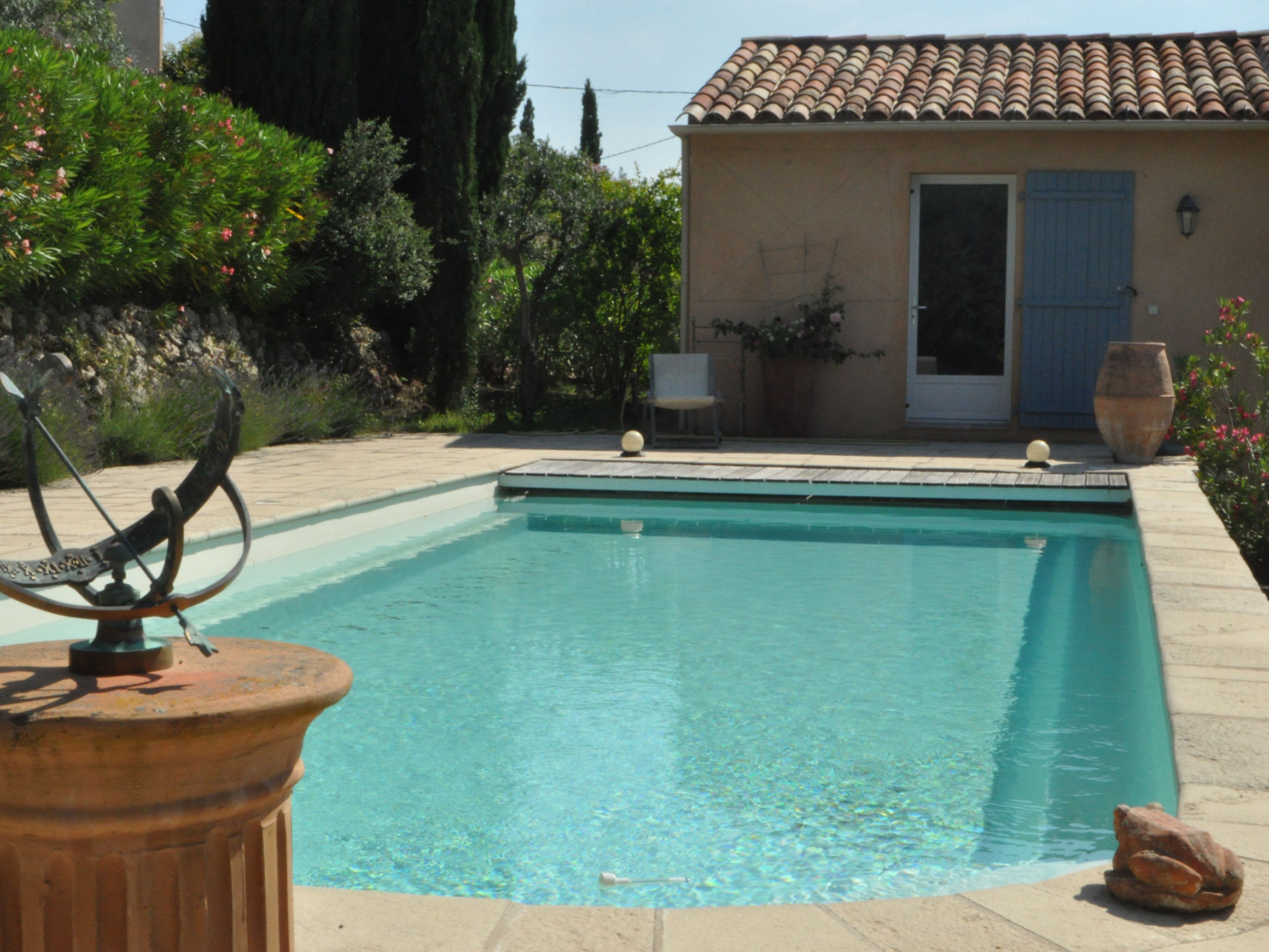 ARTS & FLORES - Buiten