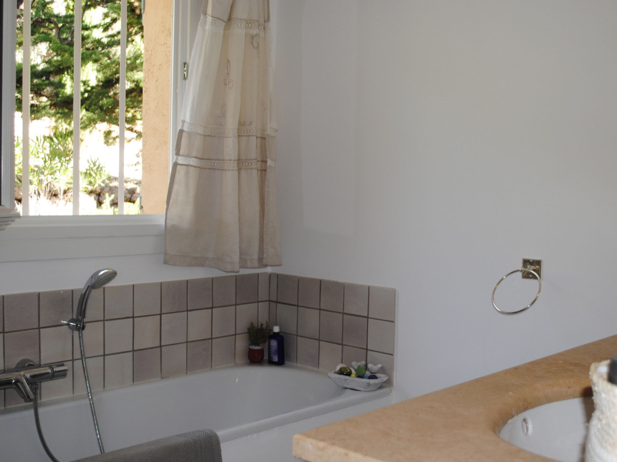 ARTS & FLORES - Binnen