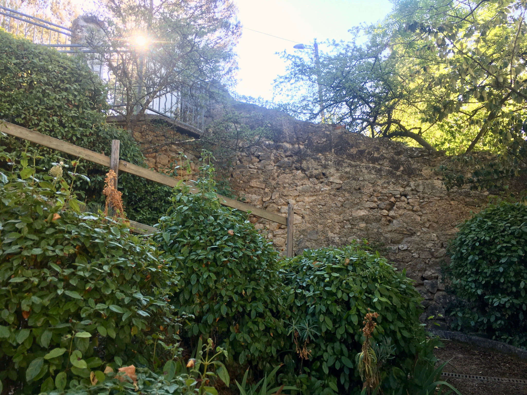 MAISON PERCHEE - Buiten