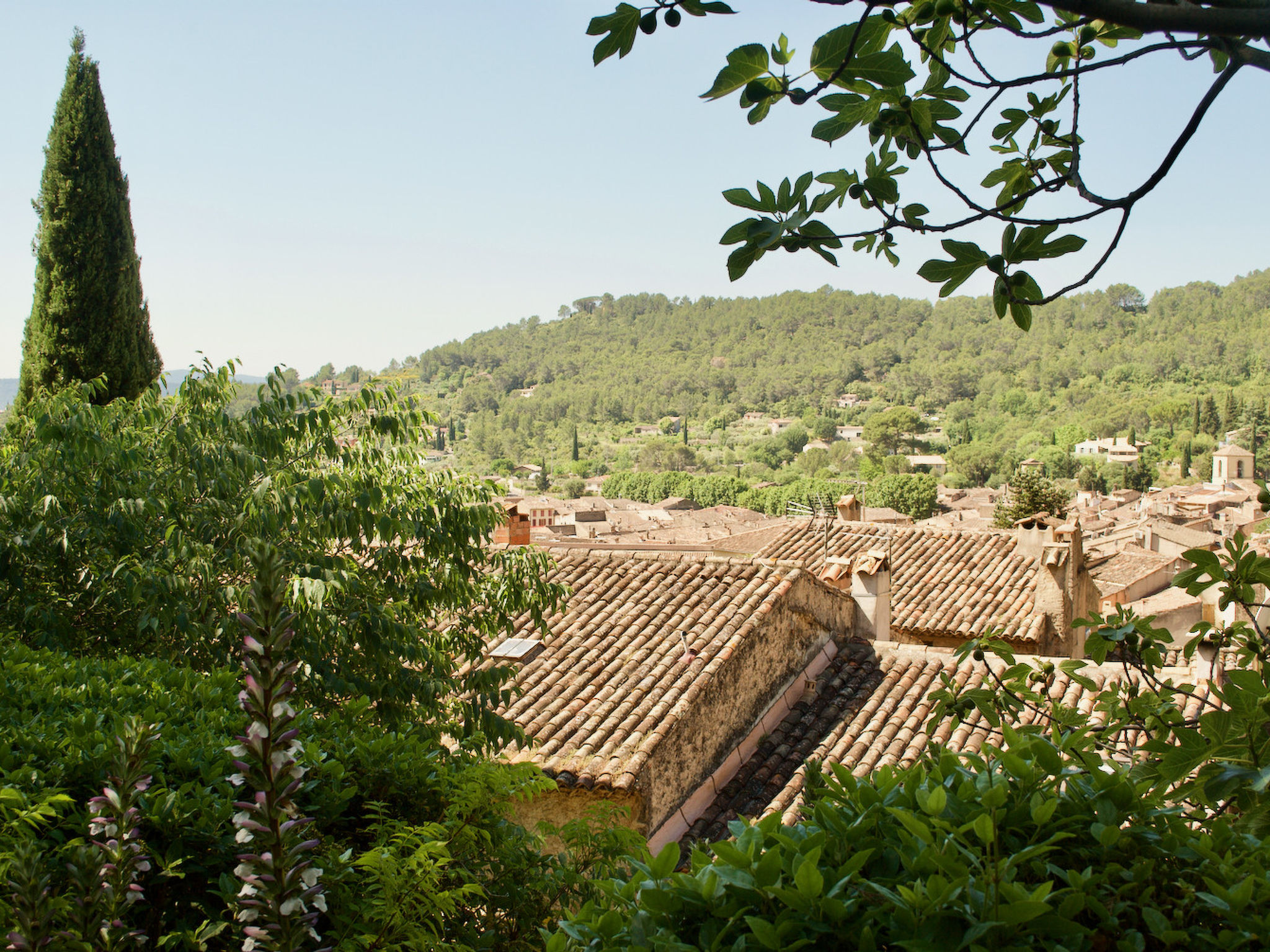 MAISON PERCHEE - Buiten
