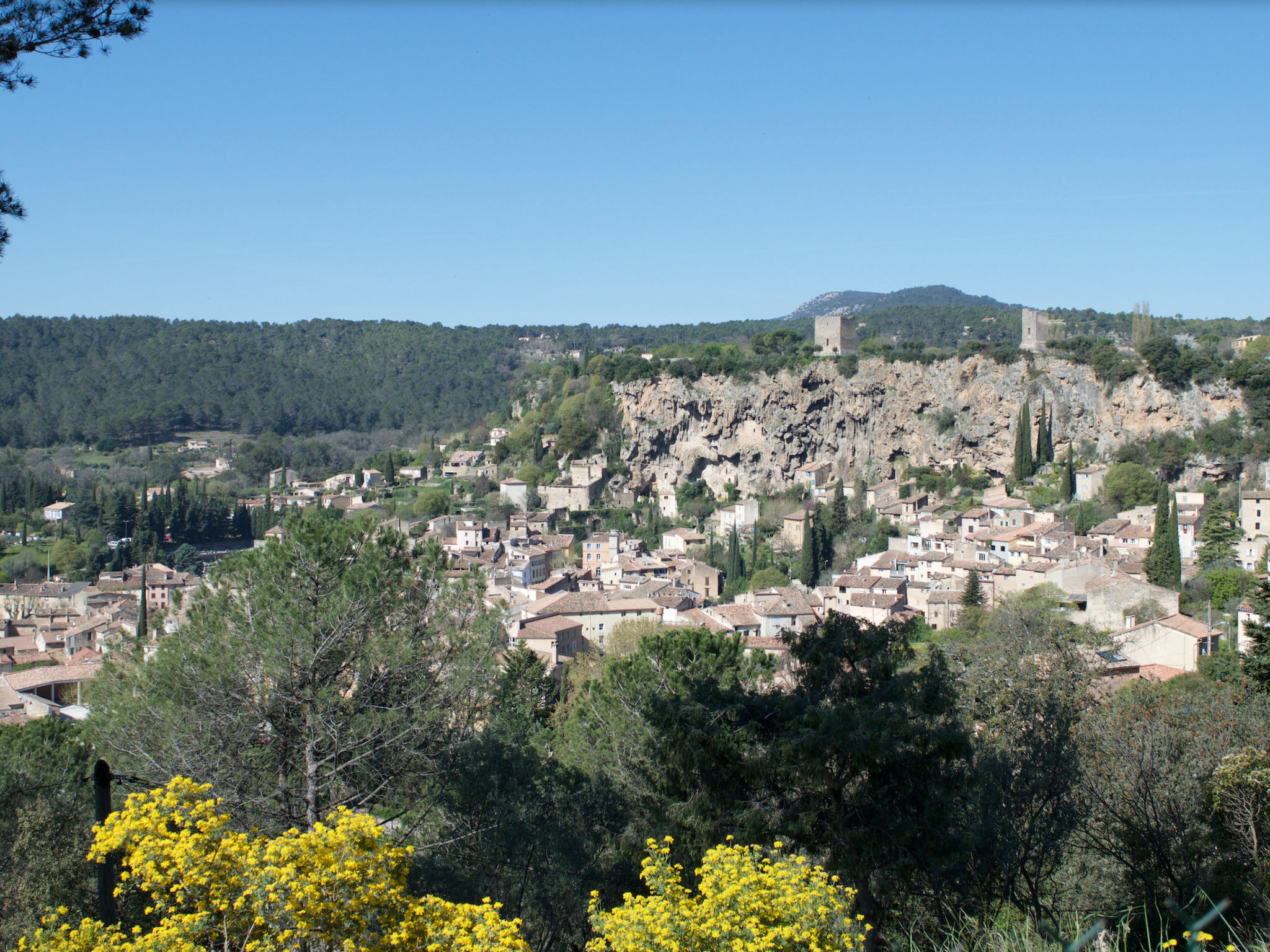CLOS DES CHENES - Buiten