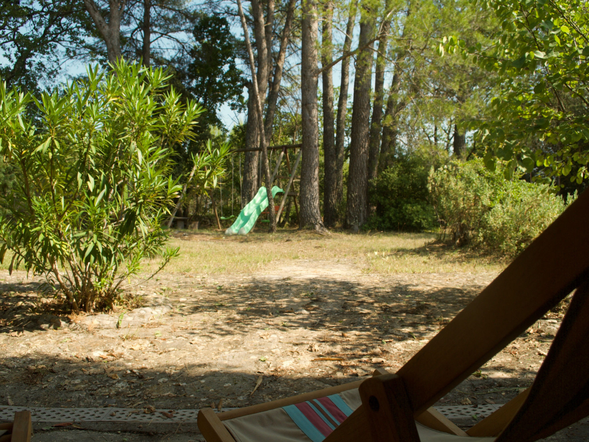 CLOS DES CHENES - Buiten