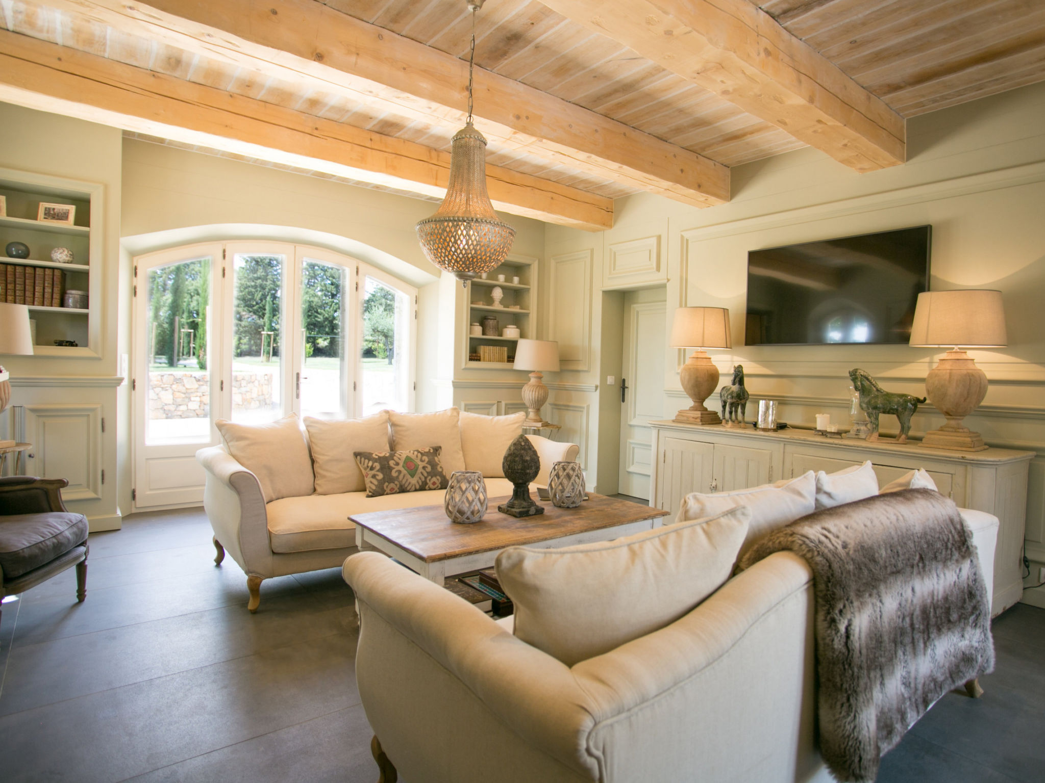 LI SIAN BEN - Binnen