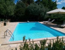 mit privatem Pool in Cotignac