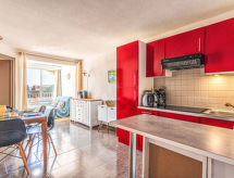 Zonnig appartement op 310 meter van het strand in La Londe Les Maures - thumbnail 5