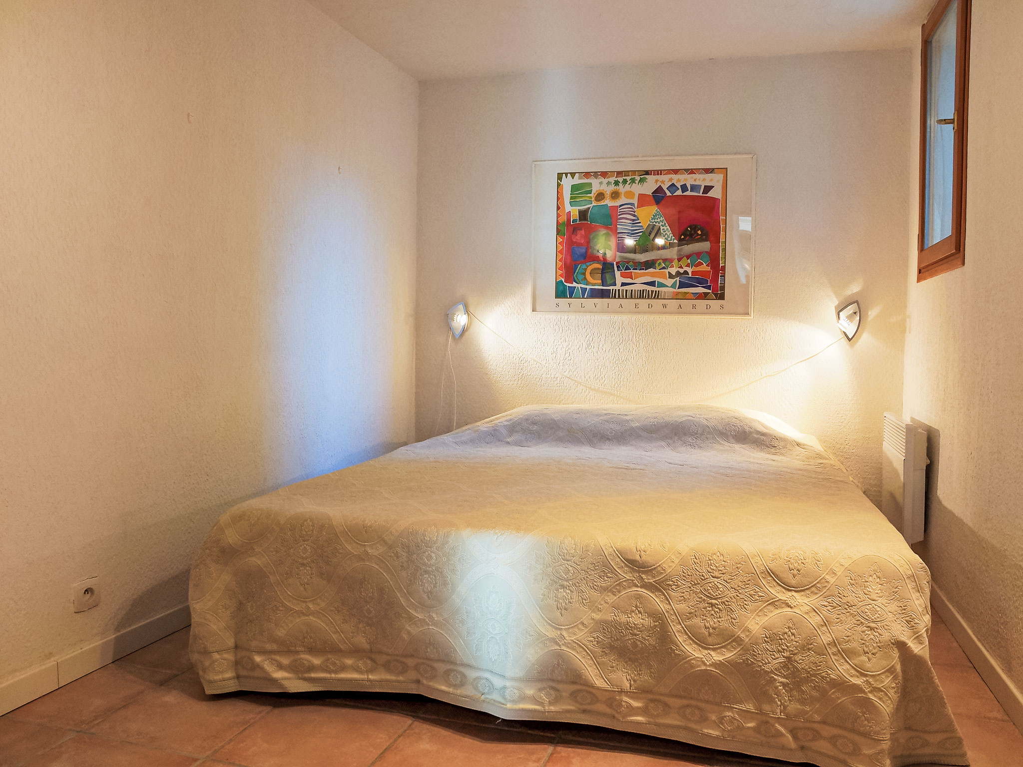 Licht vakantiehuis met zwembad en uitzicht, nabij golf en strand - foto 13