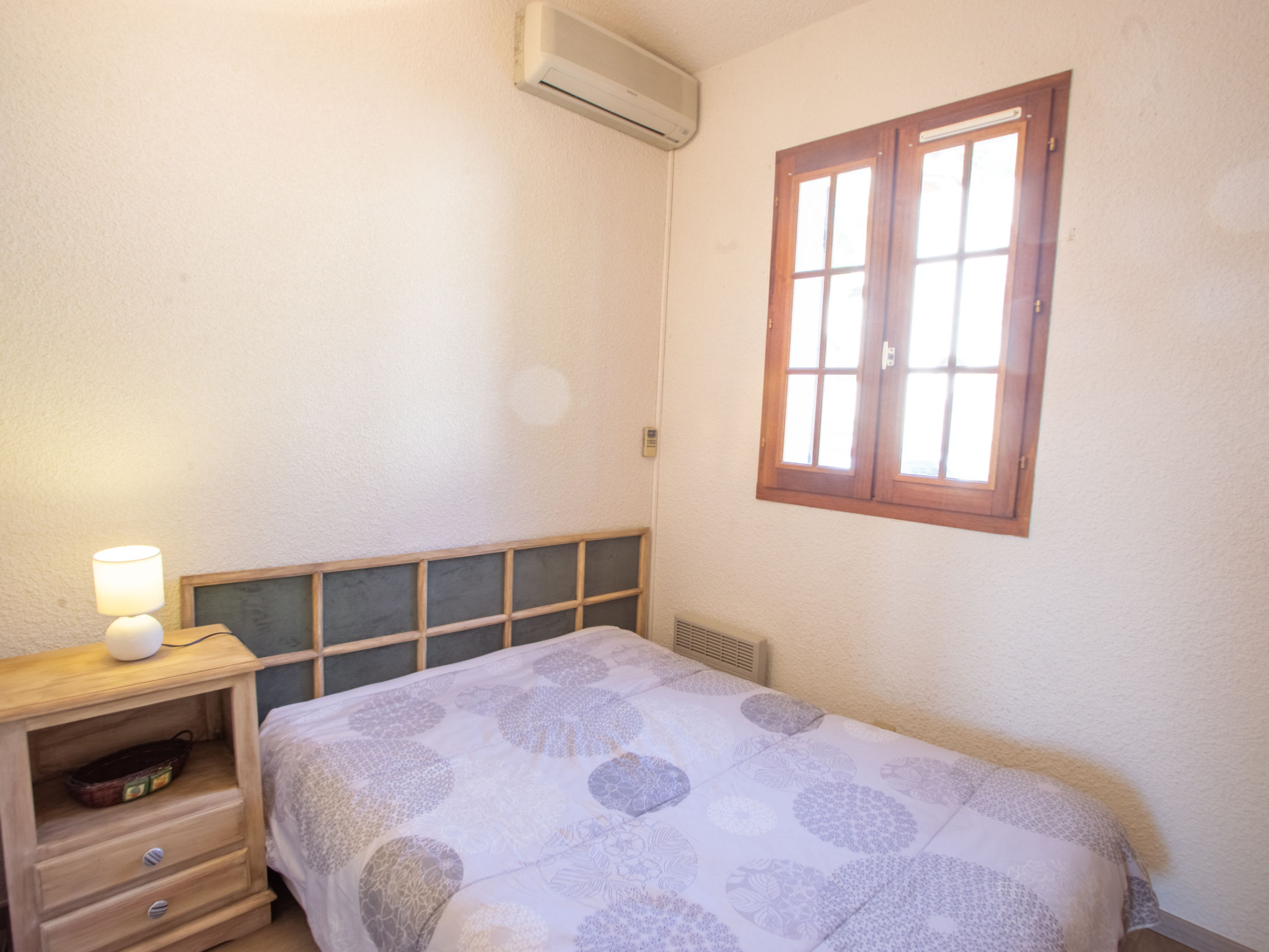 Licht vakantiehuis met zwembad en uitzicht, nabij golf en strand - foto 14