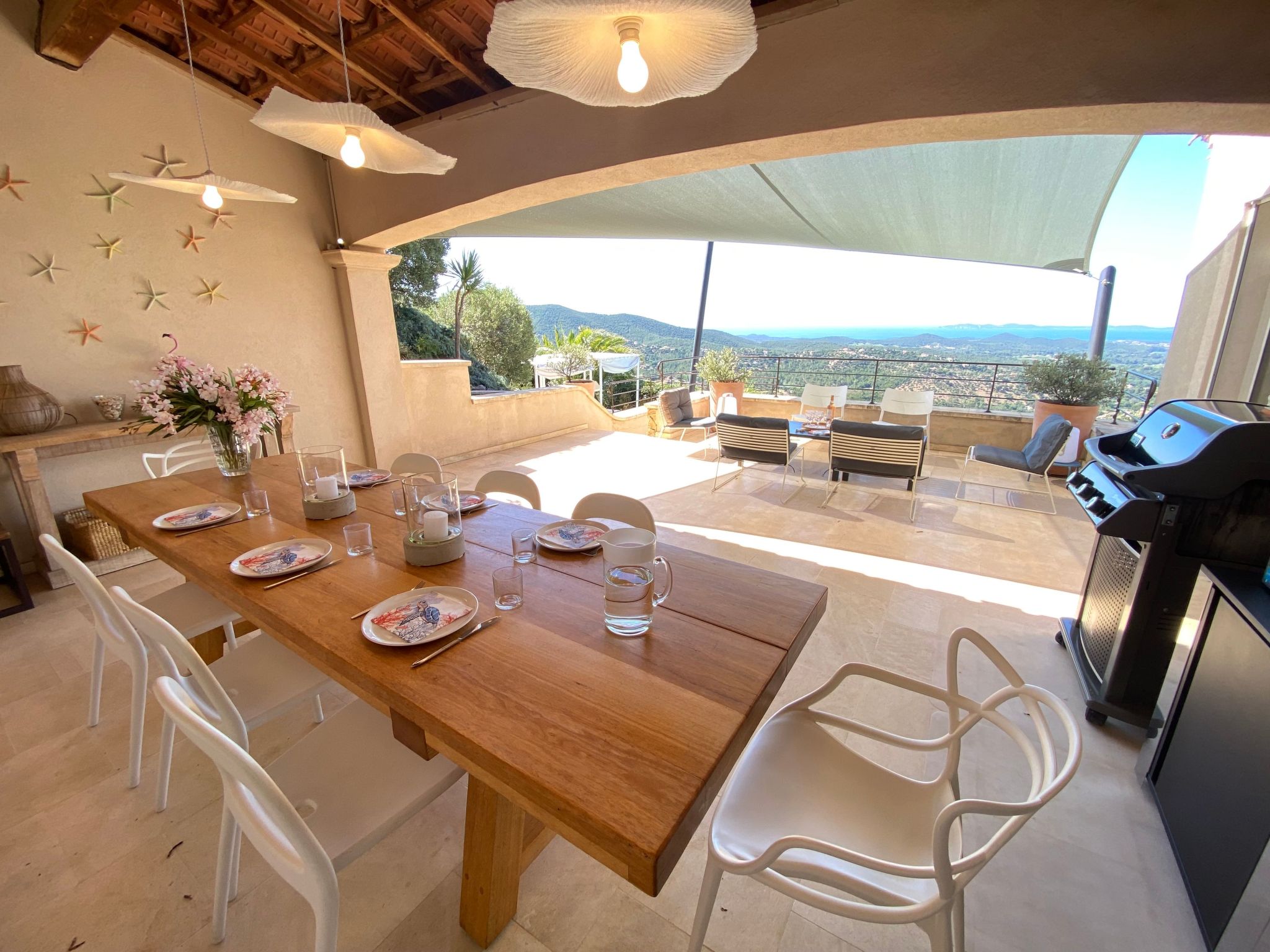 Ferienvilla mit Pool Infinity-Binnen