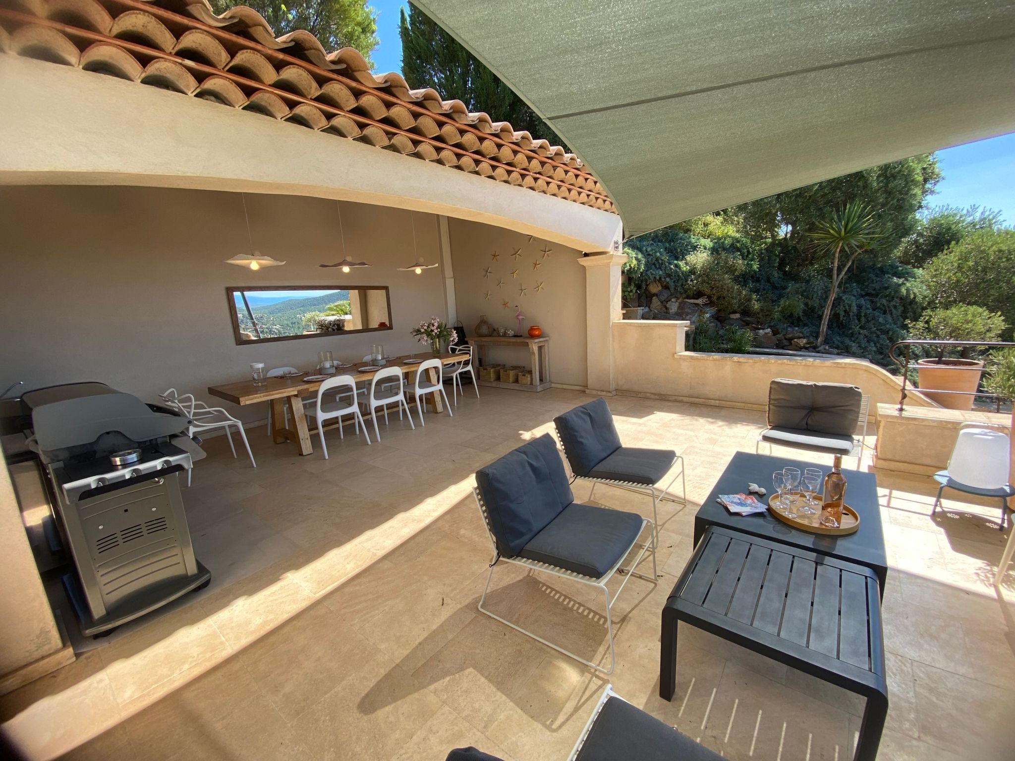 Ferienvilla mit Pool Infinity-Binnen