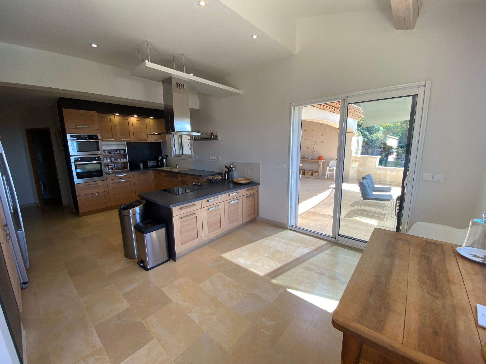 Ferienvilla mit Pool Infinity-Binnen