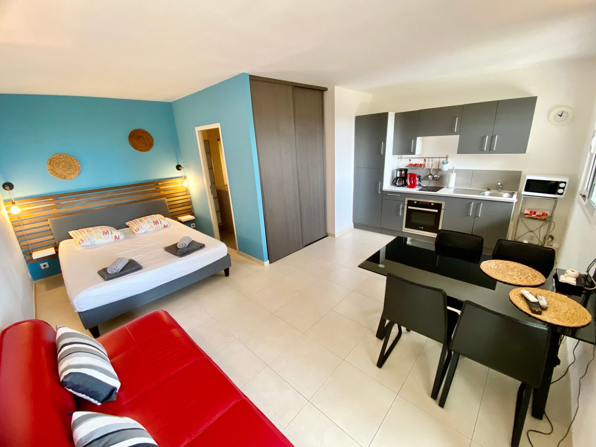 Ferienvilla mit Pool Infinity-Binnen