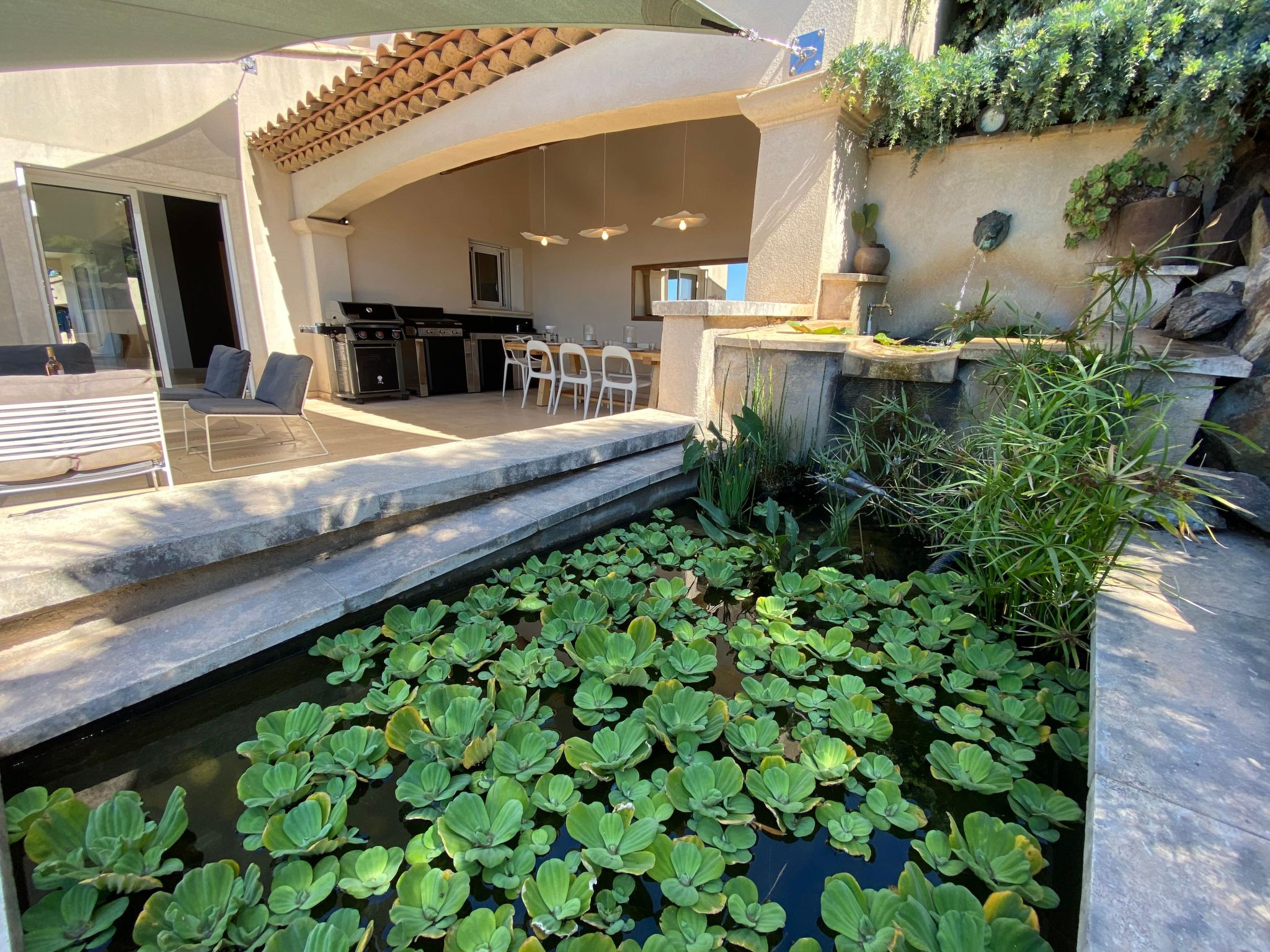 Ferienvilla mit Pool Infinity-Binnen