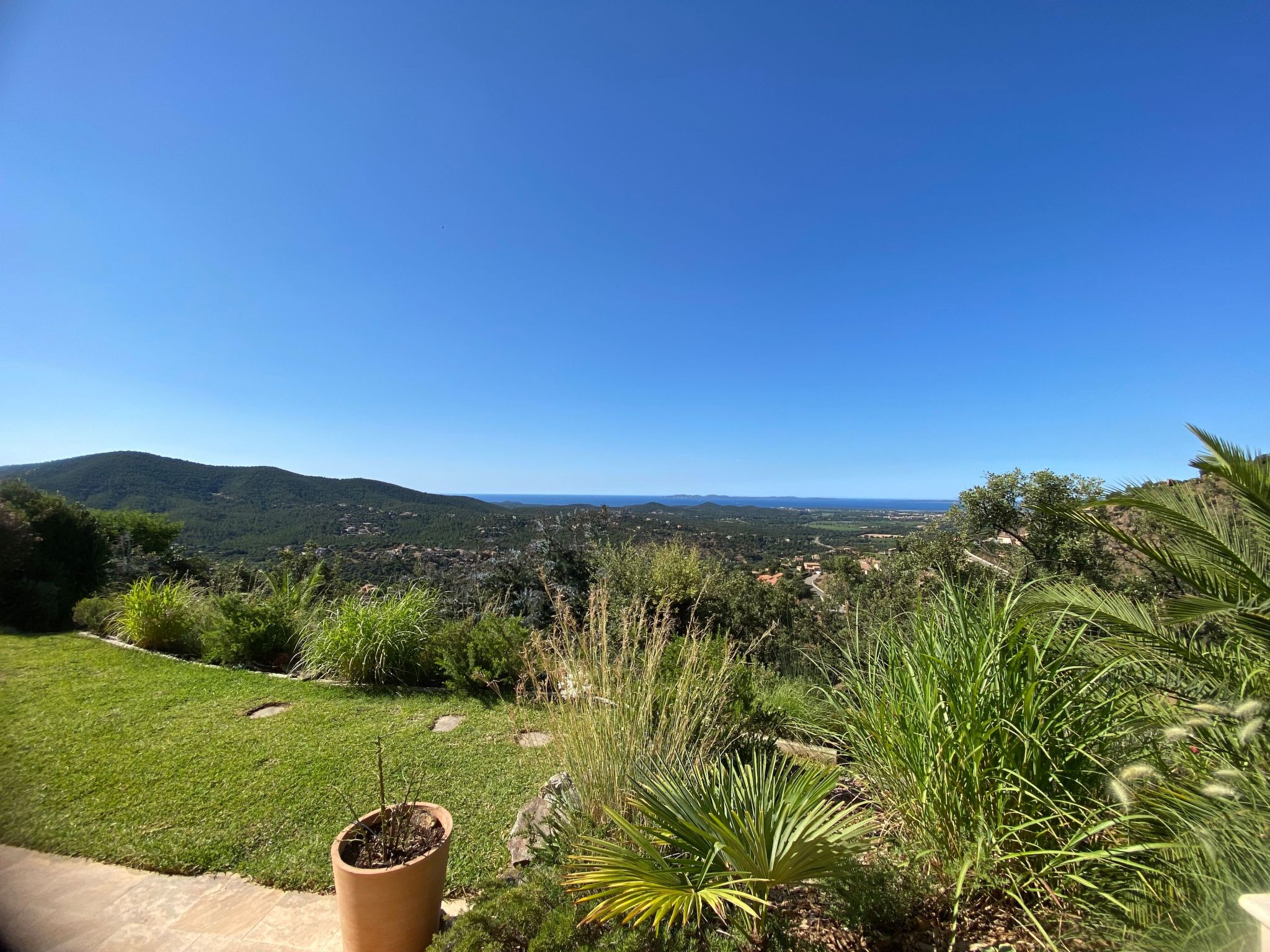 Ferienvilla mit Pool Infinity-Binnen