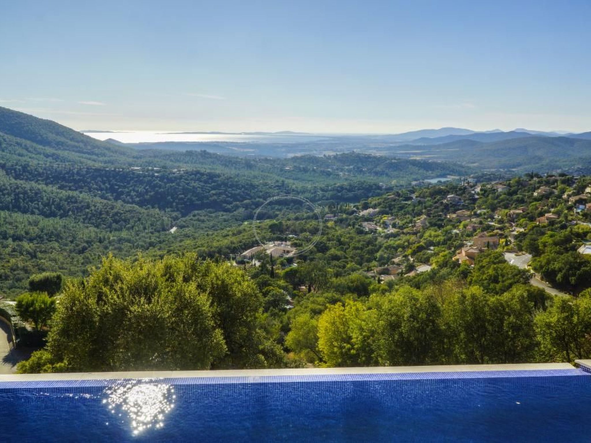 Wunderschöne Villa in Valcros mit Pool und Meerblick-Binnen
