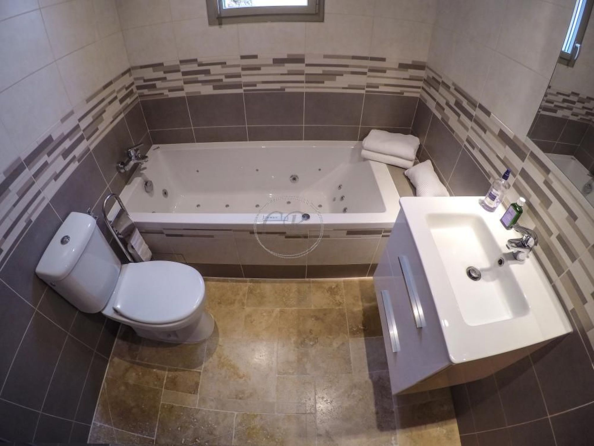 Wunderschöne Villa in Valcros mit Pool und Meerblick-Binnen