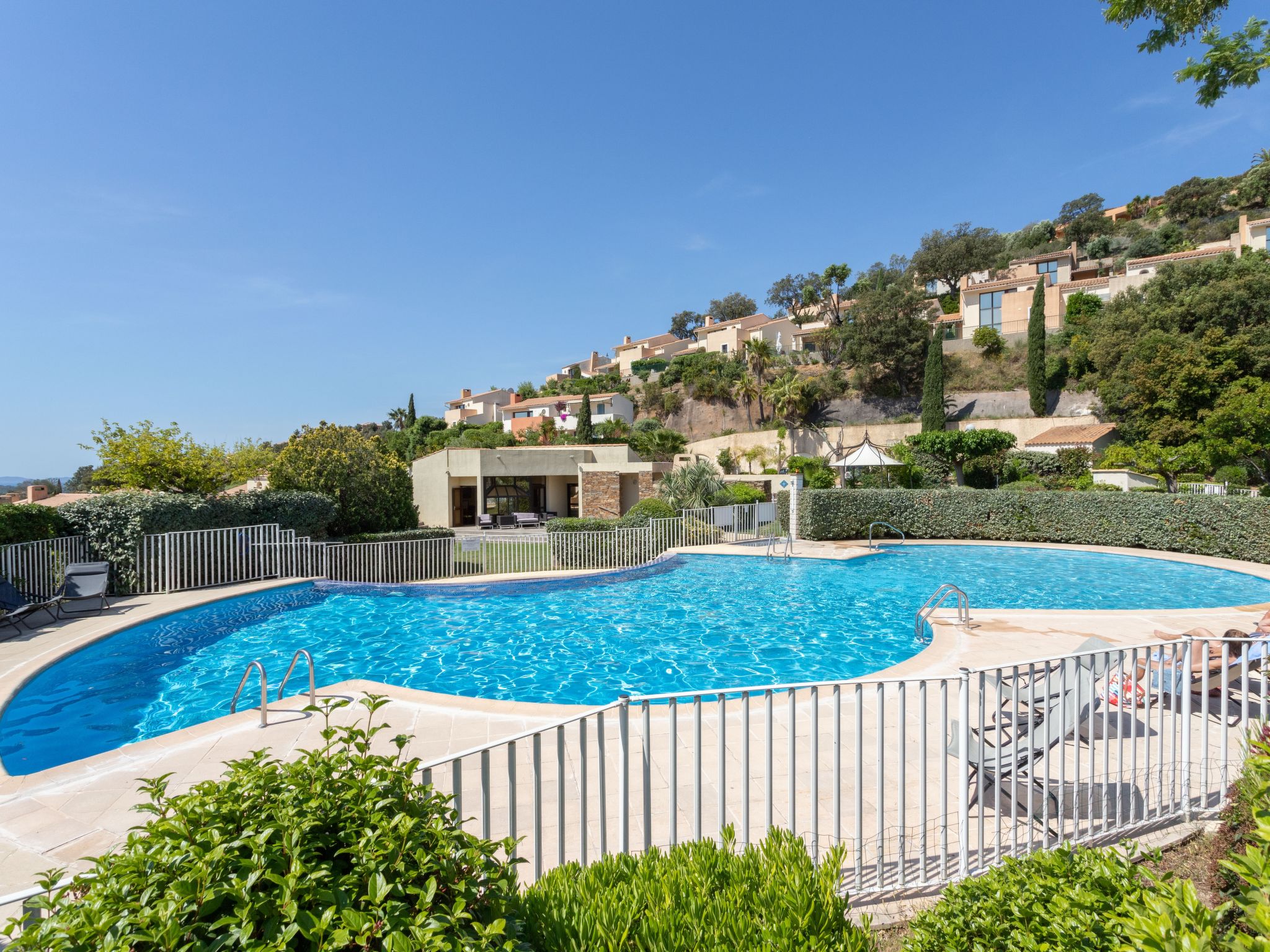 Vrijstaande villa met privézwembad en zeezicht nabij La Londe Les Maures - foto 5