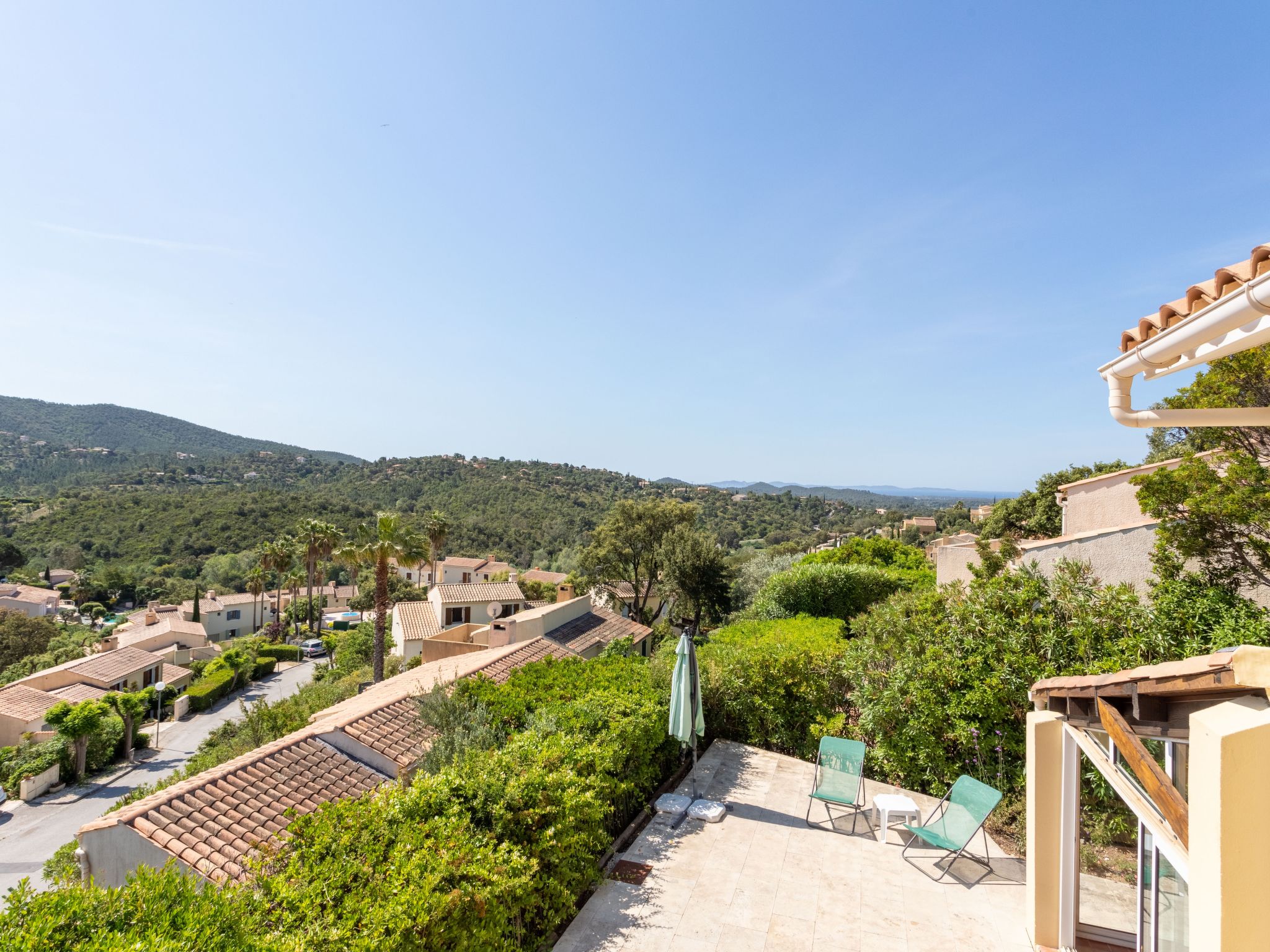 Vrijstaande villa met privézwembad en zeezicht nabij La Londe Les Maures - foto 2