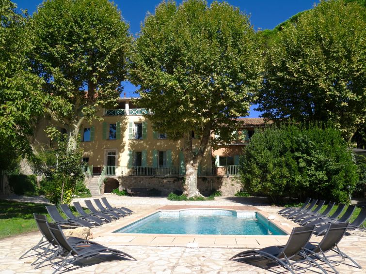 Search and Stay destination Besse-sur-Issole, Provence-Alpes-Côte d'Azur - France from AU$ 233. La Ferme