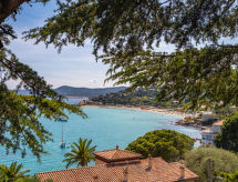 Zonnig vakantiehuis op 500m van het strand van Saint Clair, Le Lavandou - thumbnail 1