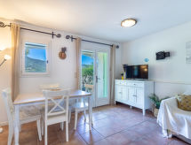 Knus appartement op Domaine de la Pinède, 100m van het strand - thumbnail 2