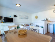 Knus appartement op Domaine de la Pinède, 100m van het strand - thumbnail 6