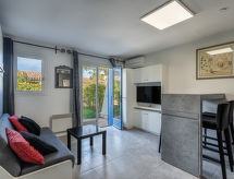 Appartement op 100m van strand Pramousquier met verwarmd zwembad - thumbnail 4