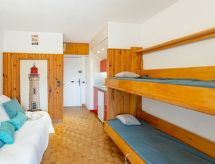 Les Pescadieres: knus studio-appartement aan zee in Le Lavandou - thumbnail 2