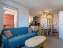 L'Eden: Zonnig appartement op 500 meter van strand en centrum Le Lavandou - thumbnail 6