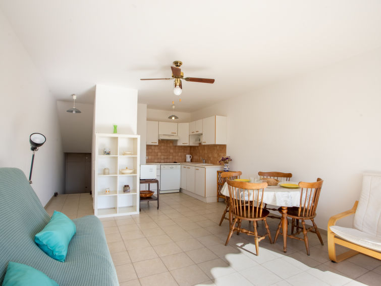 Search and Stay destination Le Lavandou, Provence-Alpes-Côte d'Azur - France from AU$ 192. La Méridienne