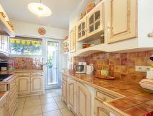 Centraal appartement in Le Lavandou, op 100 meter van het strand - thumbnail 3