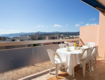 Centraal appartement op 200 meter van het zandstrand van Le Lavandou - thumbnail 5