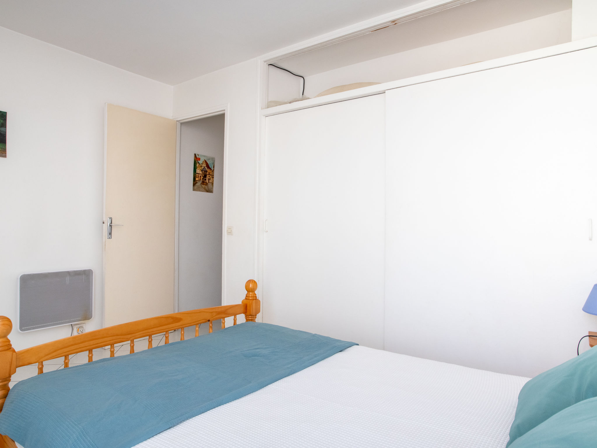 Photo of Les Roses Lauriers