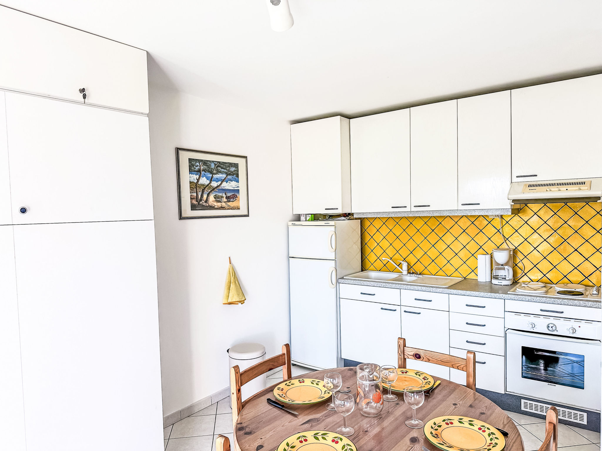 Photo of Les Roses Lauriers