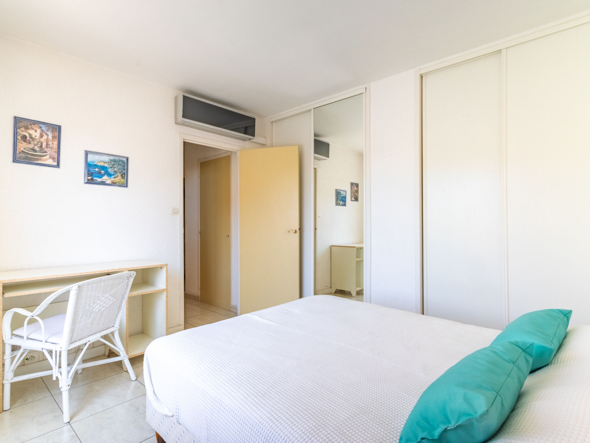 Photo of Les Ilaires