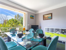 Centraal appartement in Le Lavandou, 150 meter van het strand - thumbnail 2