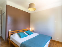 Centraal appartement in Le Lavandou, 150 meter van het strand - thumbnail 3