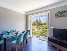 Centraal appartement in Le Lavandou, 150 meter van het strand - thumbnail 6