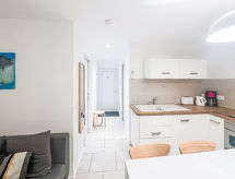 Le Perregaux: Gezellig appartement op 800m van zee in het centrum van Le Lavandou - thumbnail 6