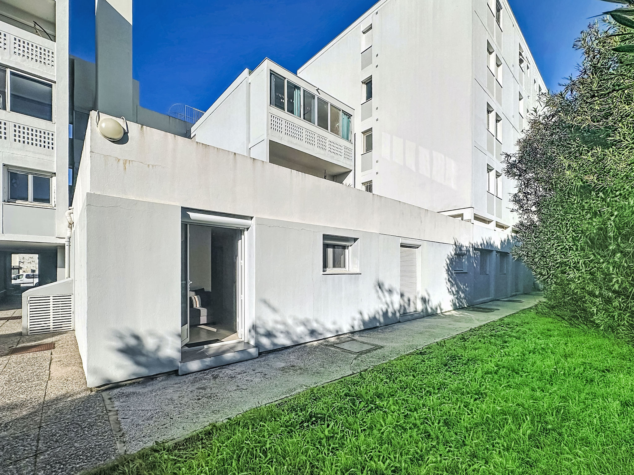 Photo of Le Perregaux