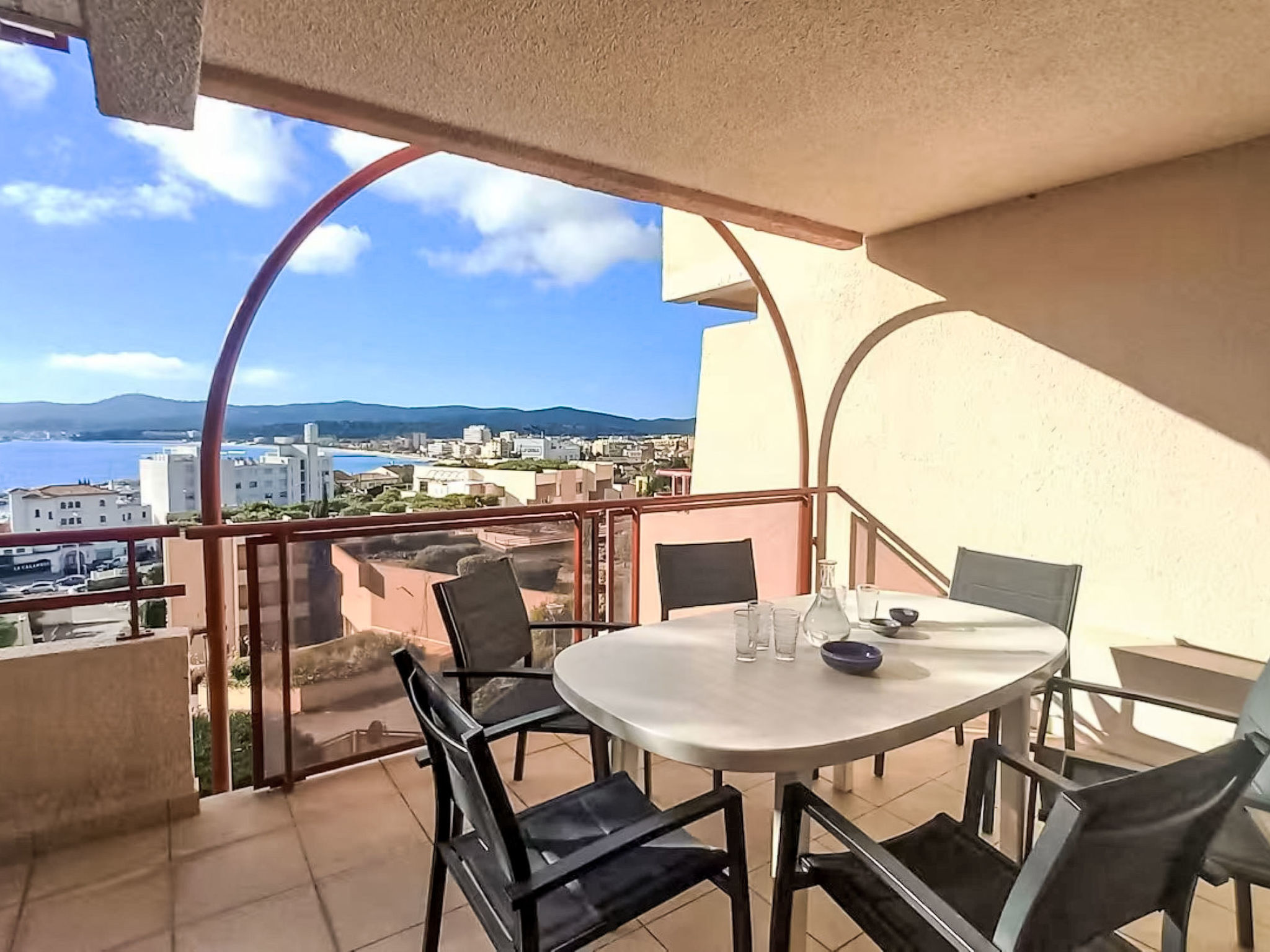 Photo of Les Mandariniers