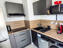 Nieuw appartement op loopafstand van het strand in Le Lavandou - thumbnail 3