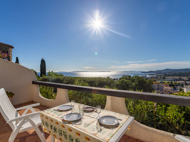 Les Bougainvillées Apartment in Le Lavandou