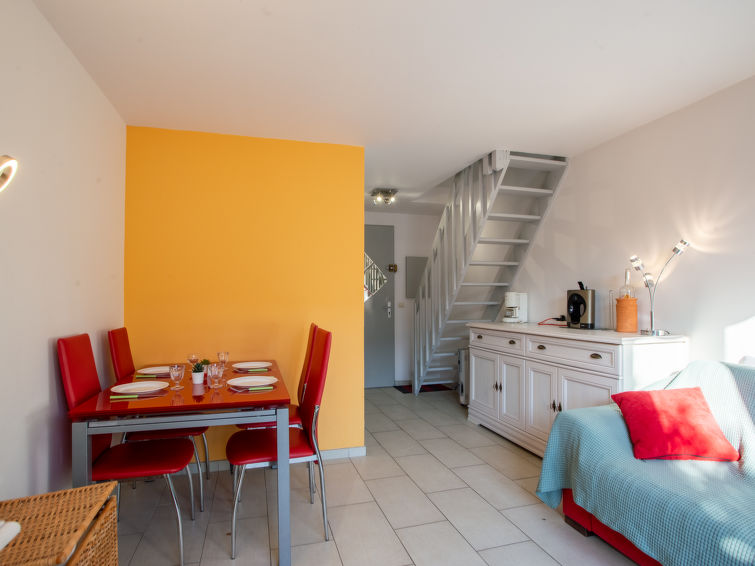 Search and Stay destination Le Lavandou, Provence-Alpes-Côte d'Azur - France from AU$ 179. Le Domaine d'Azur